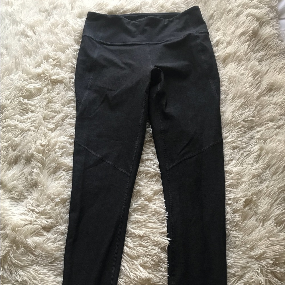 Outdoor Voices 3/4 Warmup Legging